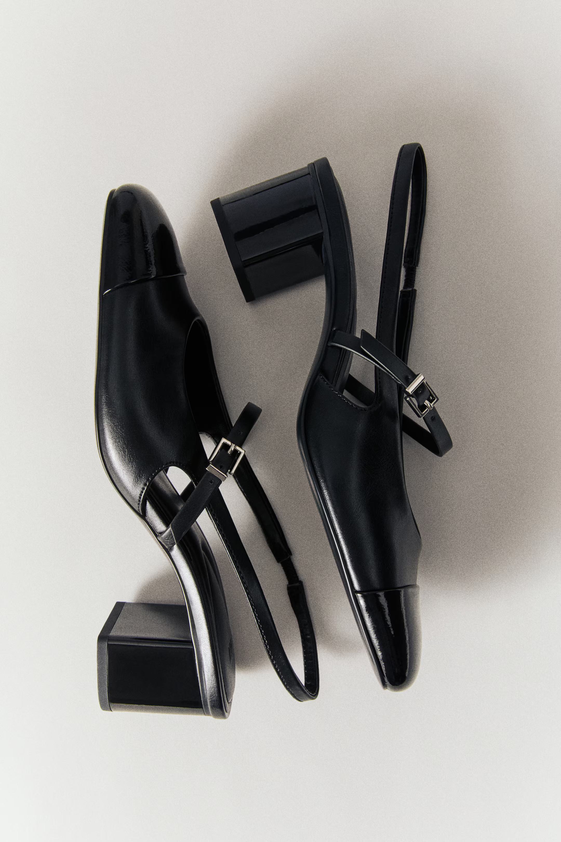 Block-heeled slingbacks | H&M (UK, MY, IN, SG, PH, TW, HK)