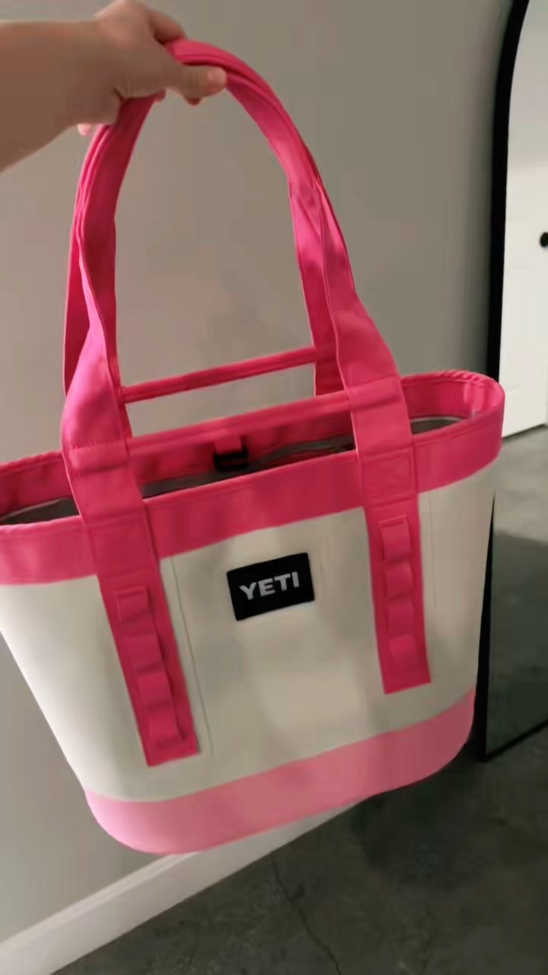 I’m obsessed with Yeti’s Valentine’s Day drop of the new yeti CAMINO®
35 CARRYALL TOTE BAG! 🩷😍

#LTKSeasonal #LTKdayinmylife #LTKmomlife