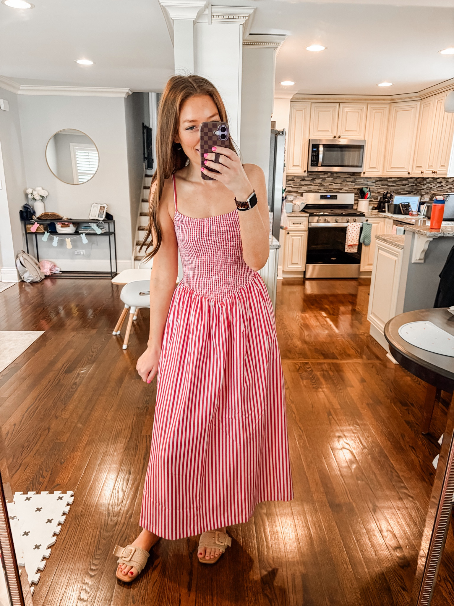 Wearing size S in dress. Fits tts


Summer dress / midi dress / Memorial Day / Fourth of July 

#LTKmomlife #LTKootd