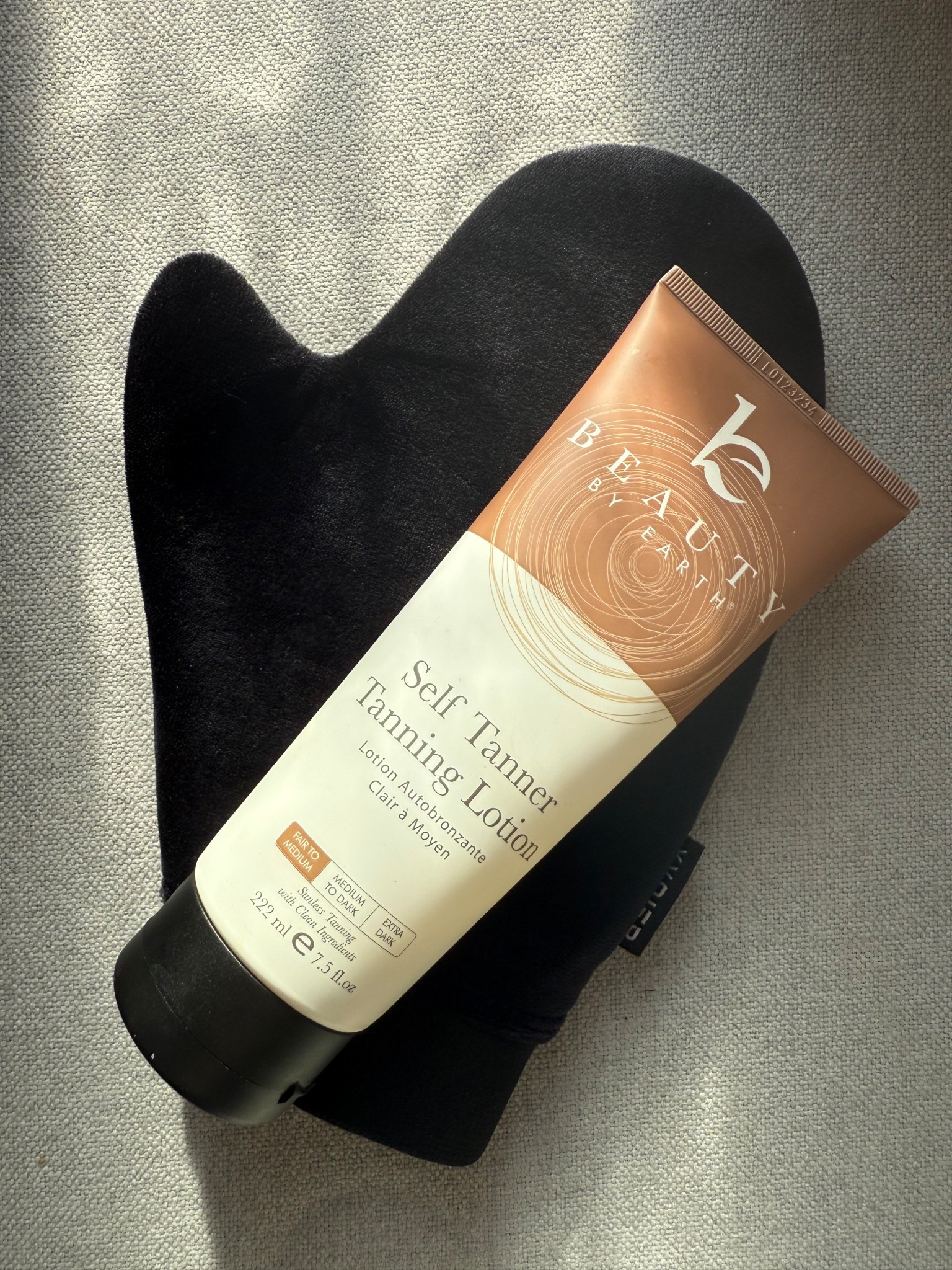 My favorite self tanner lotion! This lotion will give you the perfect glowing skin, it’s vegan & has natural and organic ingredients ✨