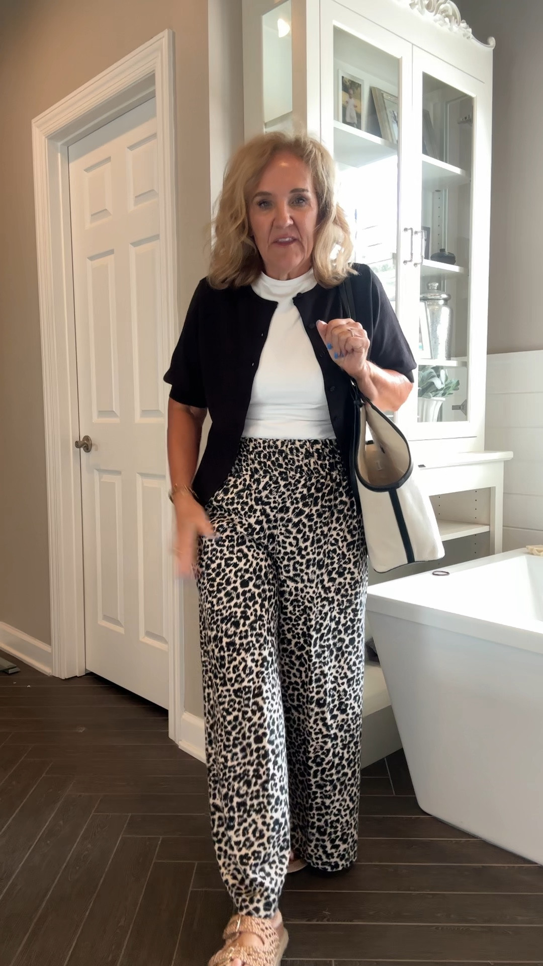 Somerset linen pants size medium 
Pumiey white tee size XL size up 2 
Julie Vos pendant extra 15% off code EXTRA15 off sale 
Cardigan size medium 

#LTKOver40 #LTKFindsUnder100 #LTKSaleAlert