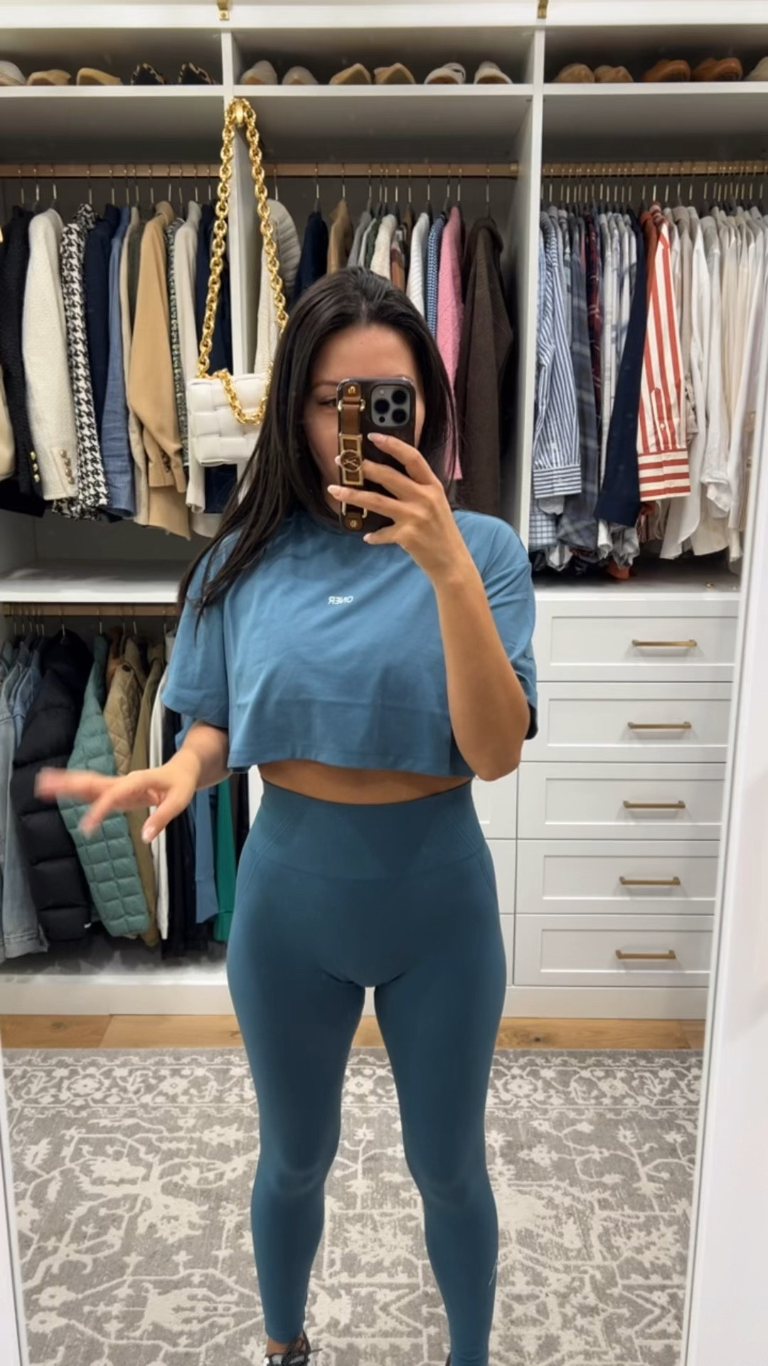 Today’s workout set!! 

Tee - xsmall
Bra - small
Leggings - small 

#LTKActive #LTKFitness #LTKStyleTip