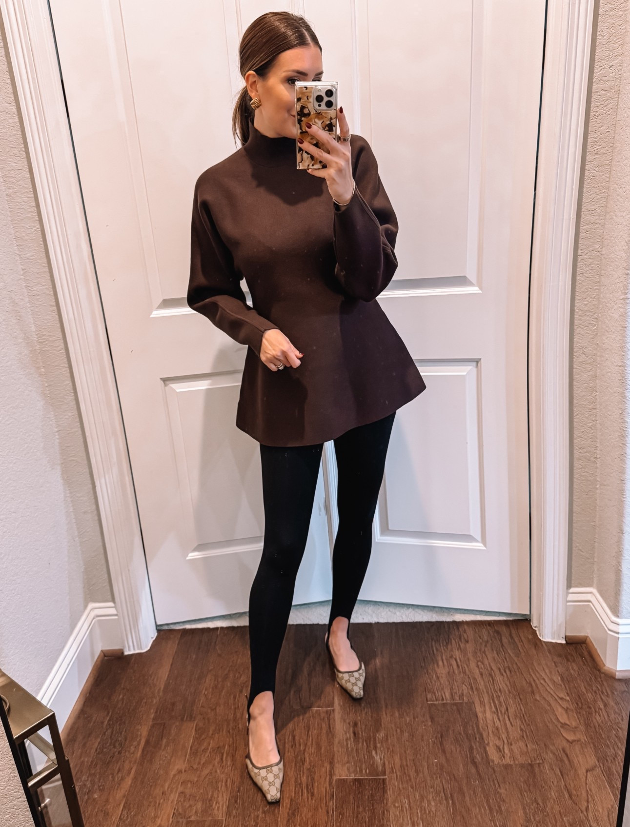 Medium in top, size small in leggings 

#LTKSeasonal #LTKootd #LTKStyleTip