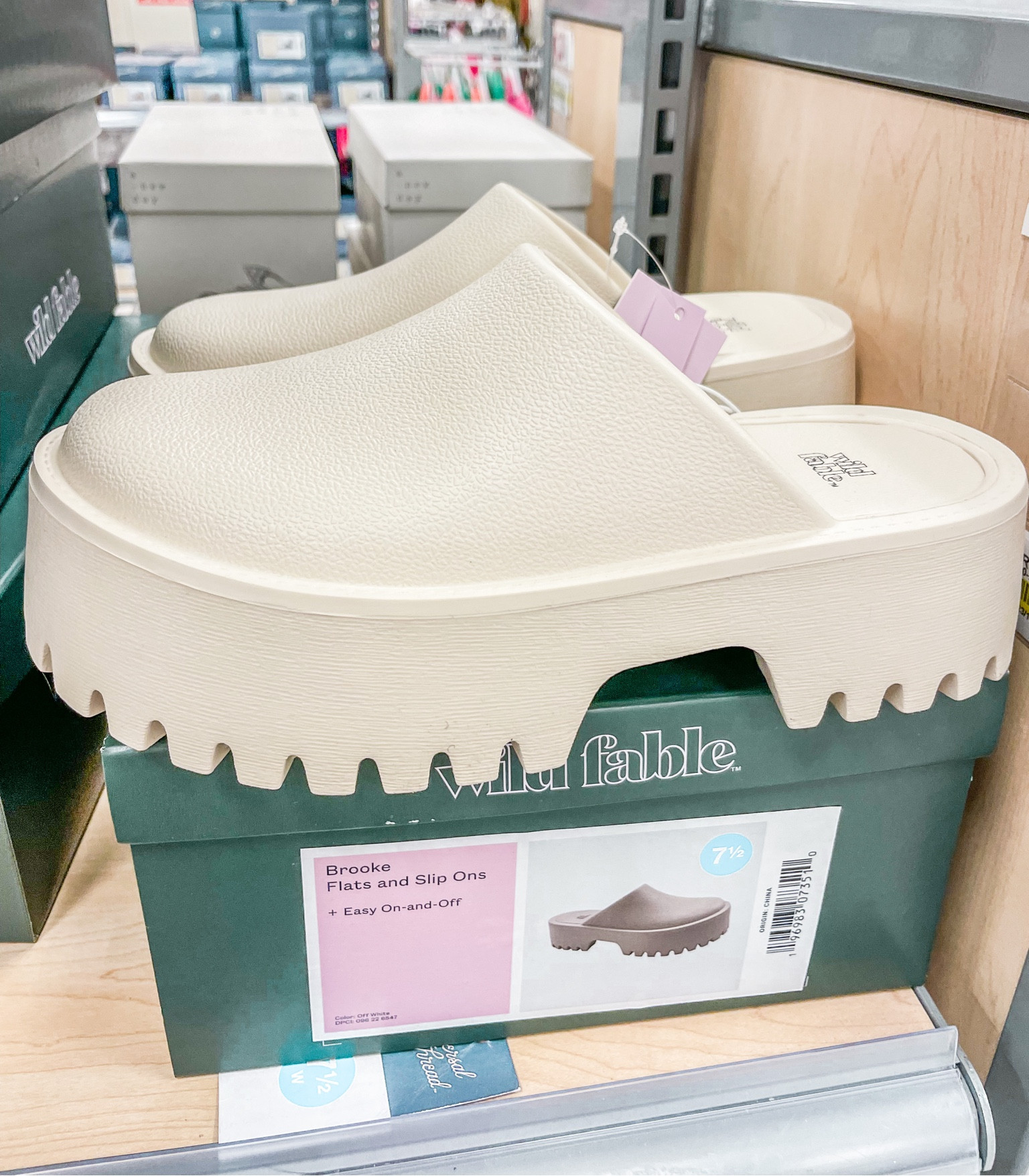 #LTKshoecrush #LTKFind #LTKSeasonal