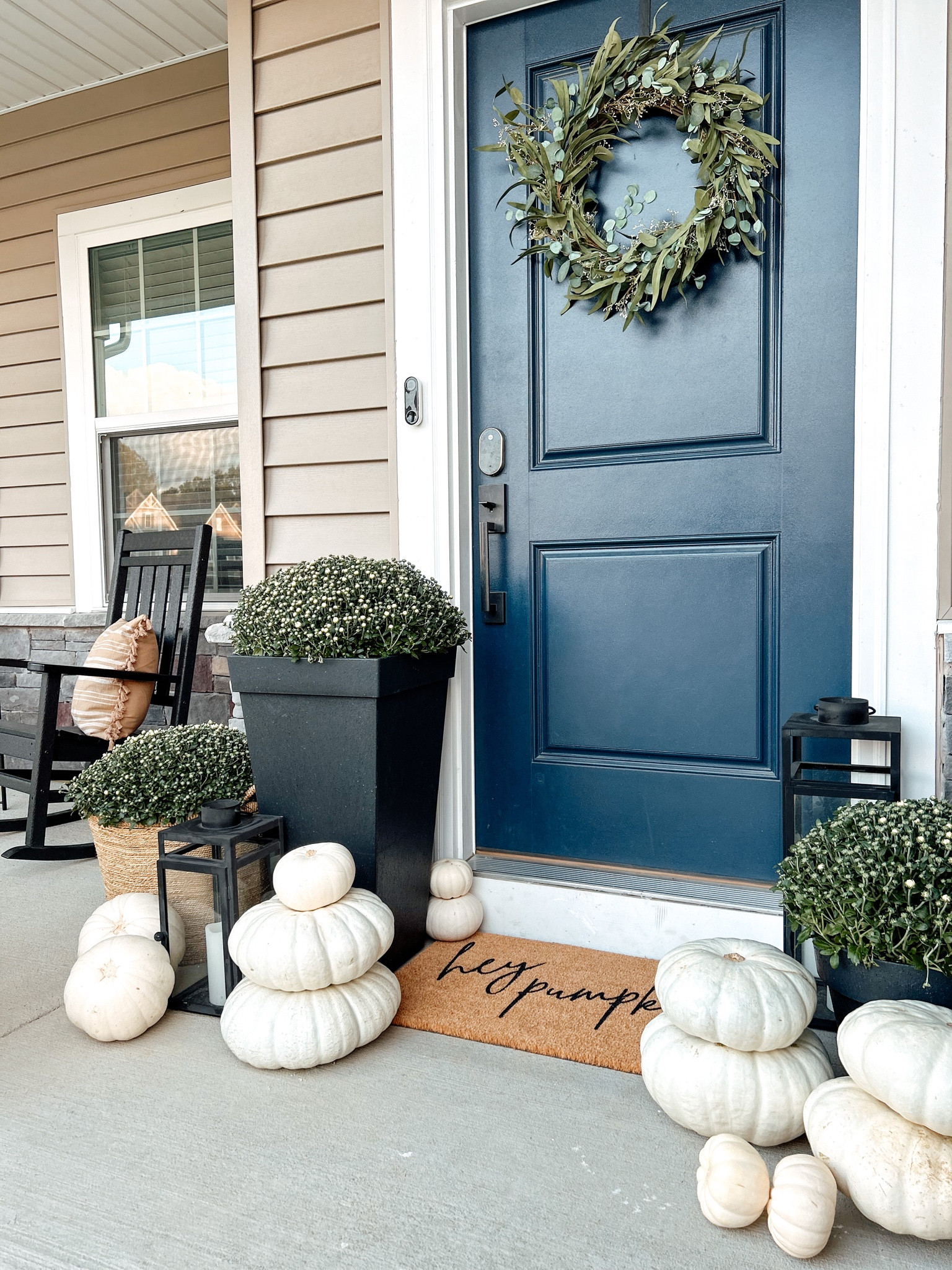 My current favorite view deserves a feed post to commemorate the best time of the year. There’s no season like autumn. 🍁🫶🏾⁣
⁣
⁣
#fall #autumn #fallporch #ltk #ltkhome #home #homedecor #mums #hgtvhome #hgtv #pumpkins #pumpkinseason 

#LTKSale #LTKhome #LTKfindsunder100