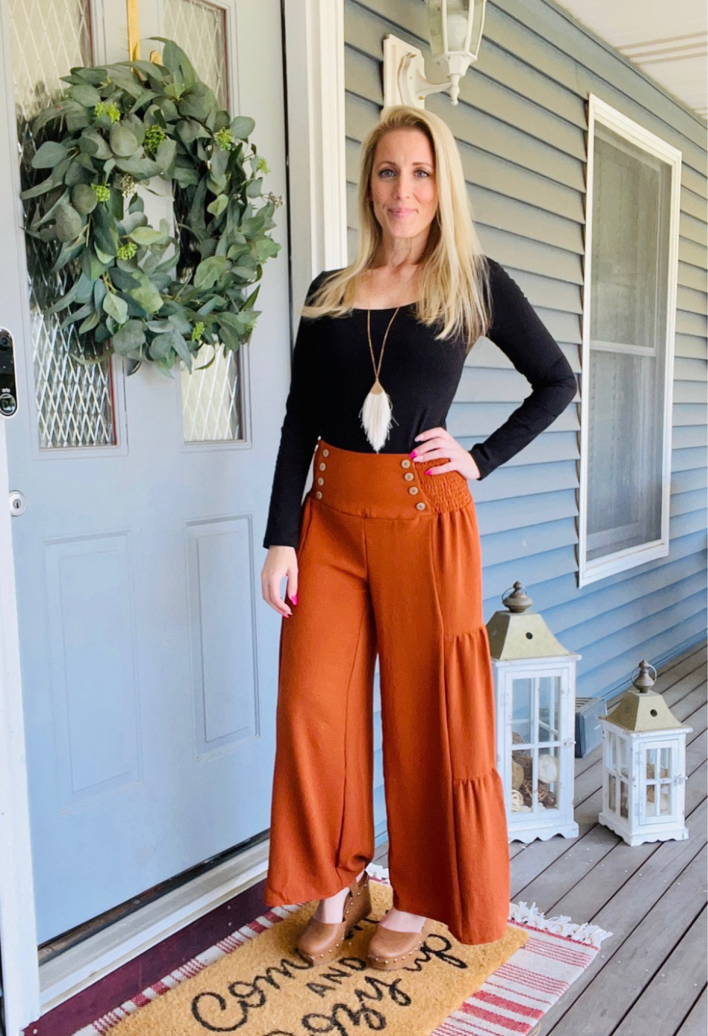 The comfiest pants ever 🤩 this is a great look for work!!

#womensfashion #amazon #amazonfind #workwear

#LTKSeasonal #LTKstyletip #LTKworkwear
