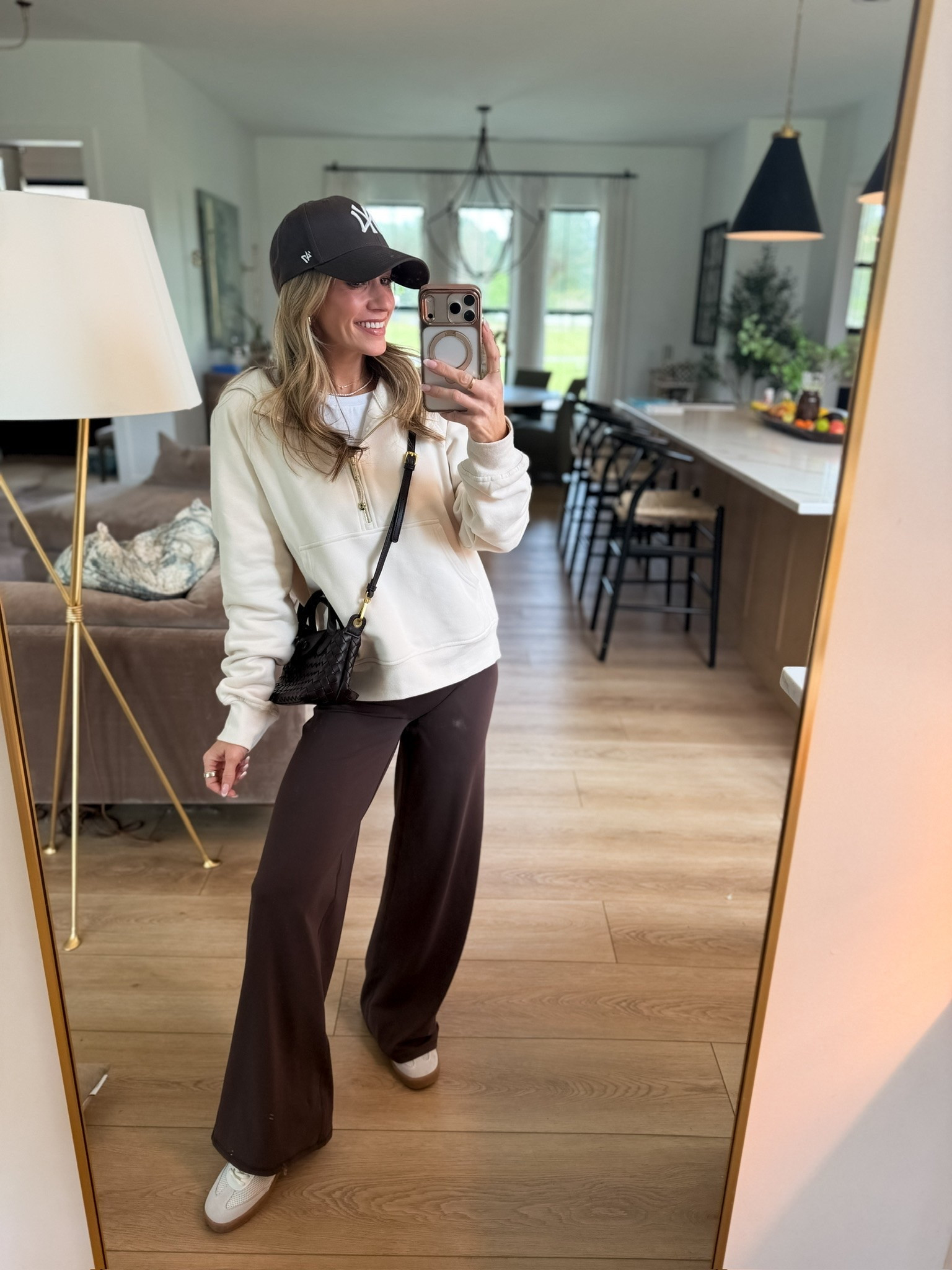 the perfect outfit to live in this fall as a mom on the go 👏 from car line to the gym!! love that these pants come in length options! I am 5’2 and wearing the xsmall in regular length!