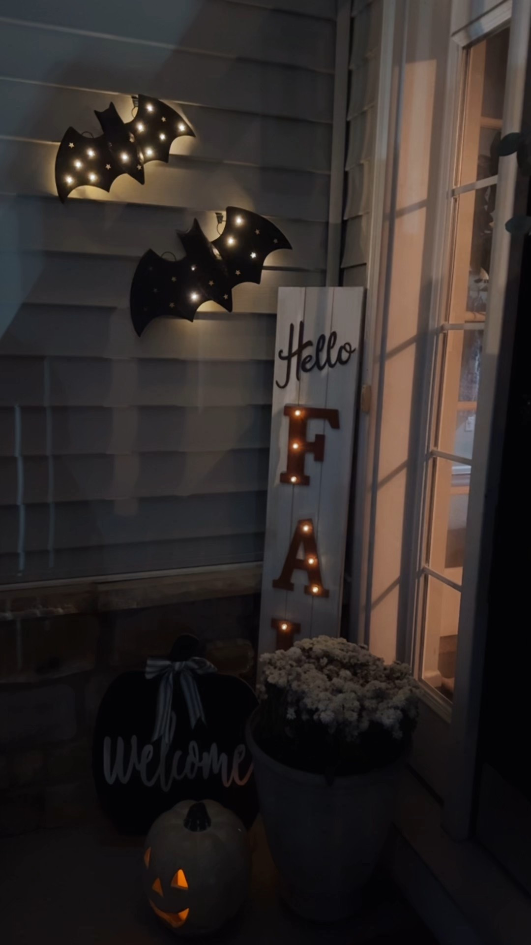 Just a little batty fall decor 

#LTKHalloween #LTKSeasonal #LTKHome