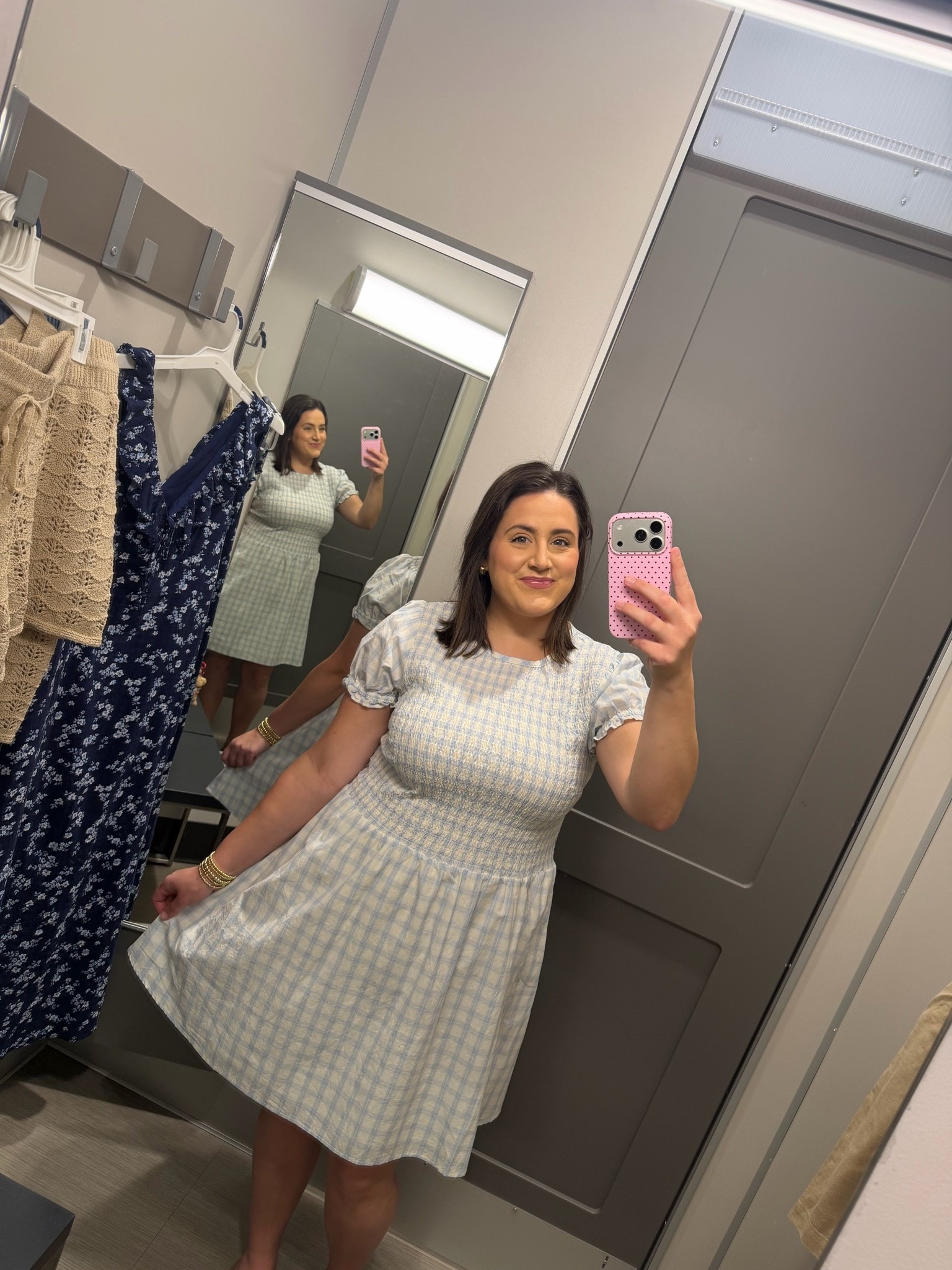 This light blue gingham dress is screaming Summer!! ☀️

#LTKmomlife #LTKMidsize #LTKSeasonal