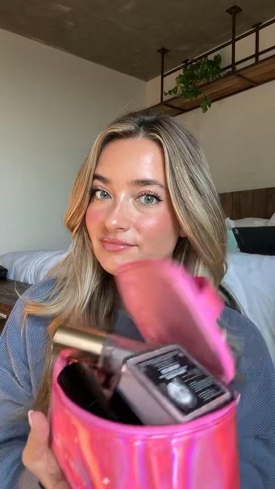 My travel go-to makeup products 🤍

#LTKStyleTip #LTKSeasonal #LTKBeauty