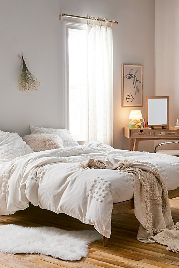 Grid Tufted Duvet Cover | Urban Outfitters (US and RoW)