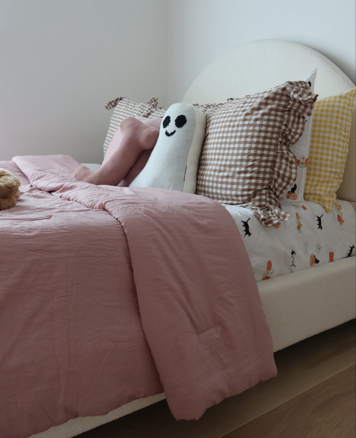 Halloween toddler bed! Sheets from home goods but linked similar  

#LTKHalloween #LTKKids #LTKSeasonal