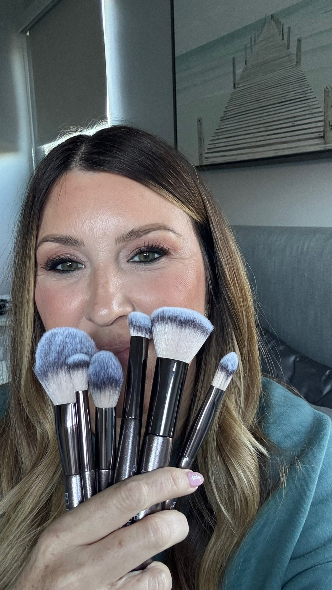 Unbelievably affordable makeup brushes found on Amazon! 20 makeup brushes plus a beautiful case! Great quality and no brush hairs flying around! Amazon beauty finds, affordable make up, valentine gift idea for teen girls 

#LTKBeauty #LTKselfcare #LTKgrwm