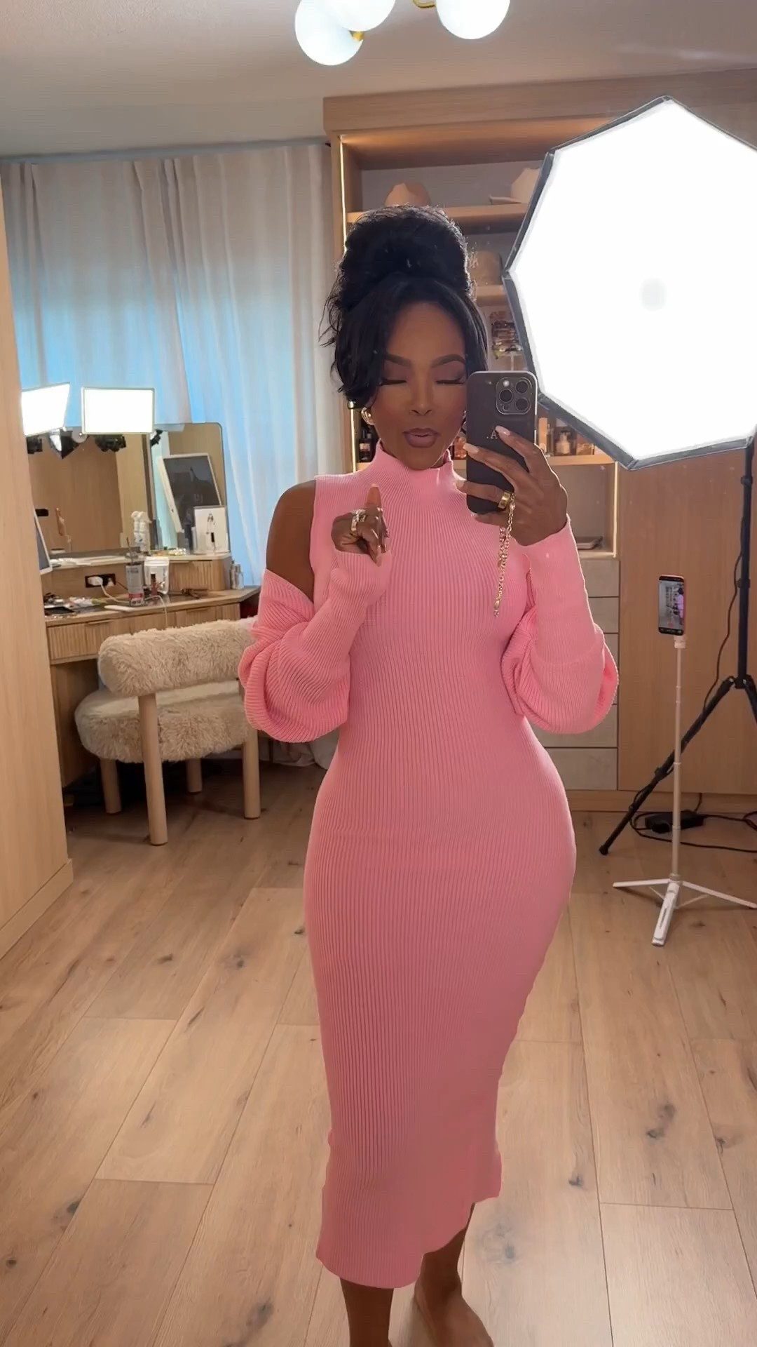 Soft pink, but make it confident 💕  
This ribbed midi moment hugs in all the right places while still feeling effortless and wearable. The cutout shoulders and cozy texture make it one of those pieces that does the talking for you.

Perfect for brunch dates, Valentine’s plans, baby showers, or anytime you want a feminine look that still feels grown and put-together.

📏 Sizing: Wearing size Small  
Height: 5'4" | Bust: 34D | Waist: 27" | Hips: 40"

Save this look for later or shop it now while it’s still in stock.  

Follow me on Instagram and YouTube @kirasfashionfinds

#LTKValentine