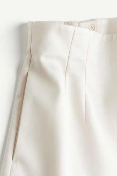 Shiny Twill Mini Shorts - Cream - Ladies | H&M US | H&M (US + CA)