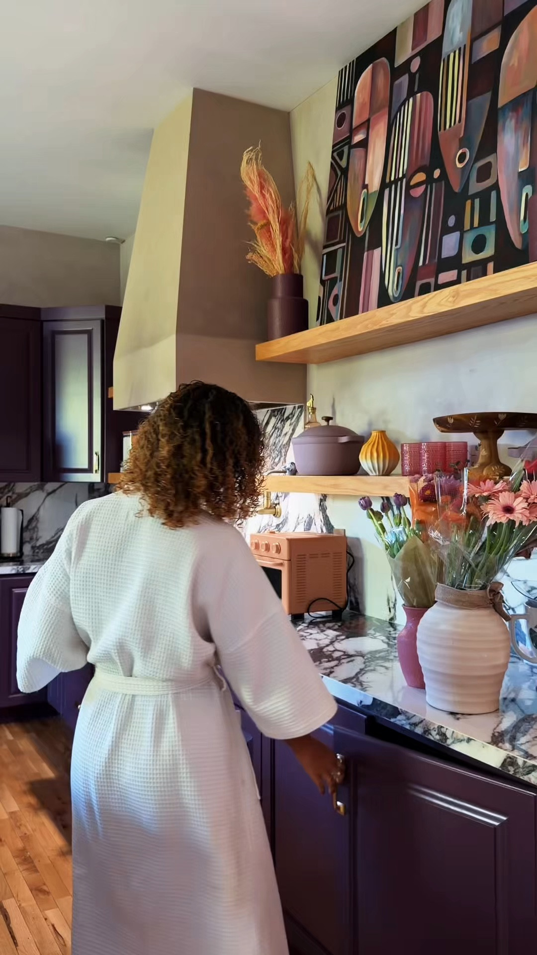 Breakfast is just an excuse to play around in my girlie kitchen 🥰🤭 where functional meets fabulous. 

I tagged all my favourite aesthetic kitchen finds! 

#LTKmorningroutine #LTKHome #LTKdayinmylife