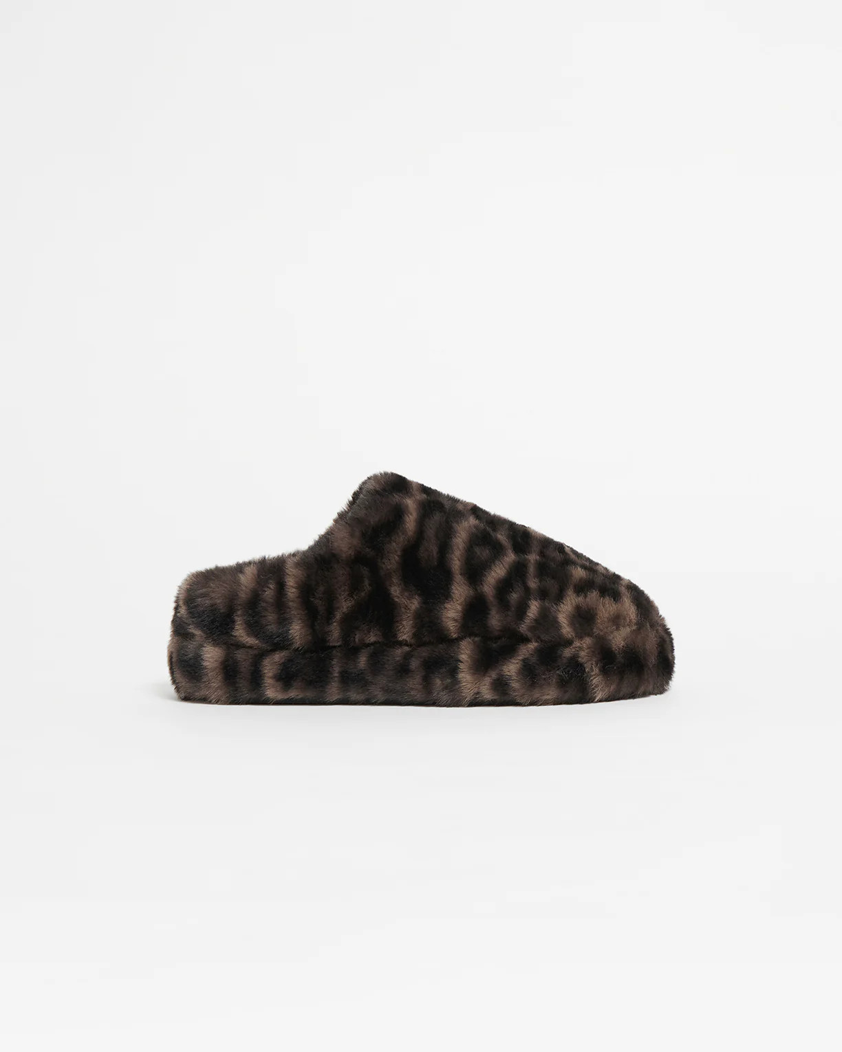 Misha Dark Leopard Slipper | Apparis