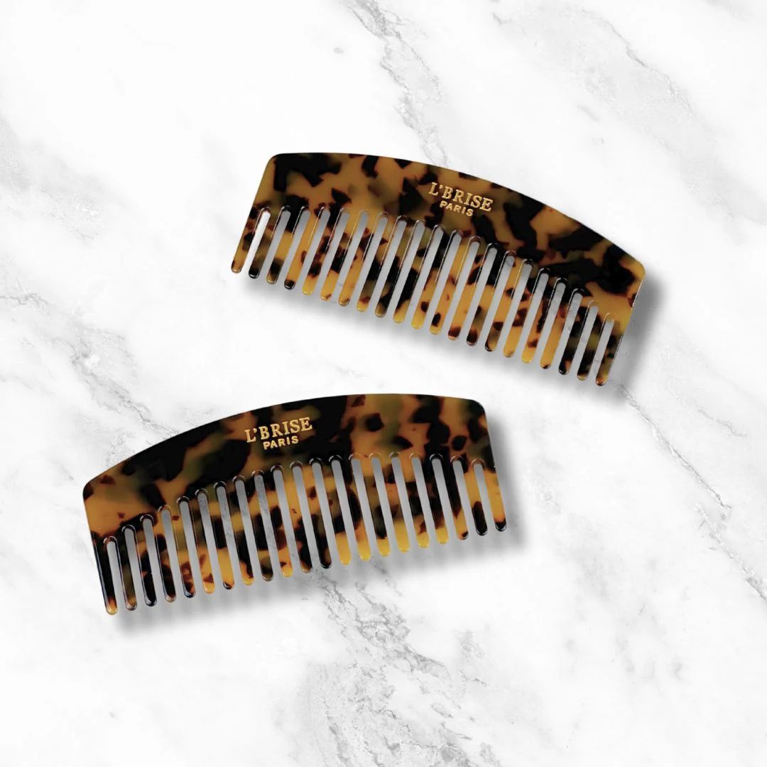L'Brise Curved Comb With Engraved Case | L'BRISE