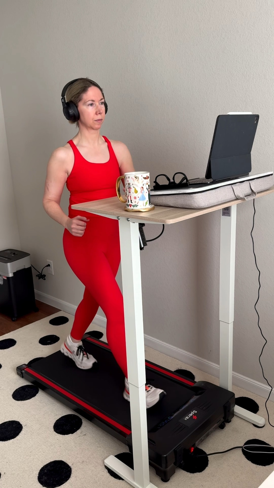 Daily walking/workout style 

Wrap top and tank size small

Leggings size XS 

#ltkpetite #ltkmorningroutine #ltksalealert #ltkhome #ltkover40 #ltkselfcare

#LTKootd #LTKActive #LTKfitnessgoals