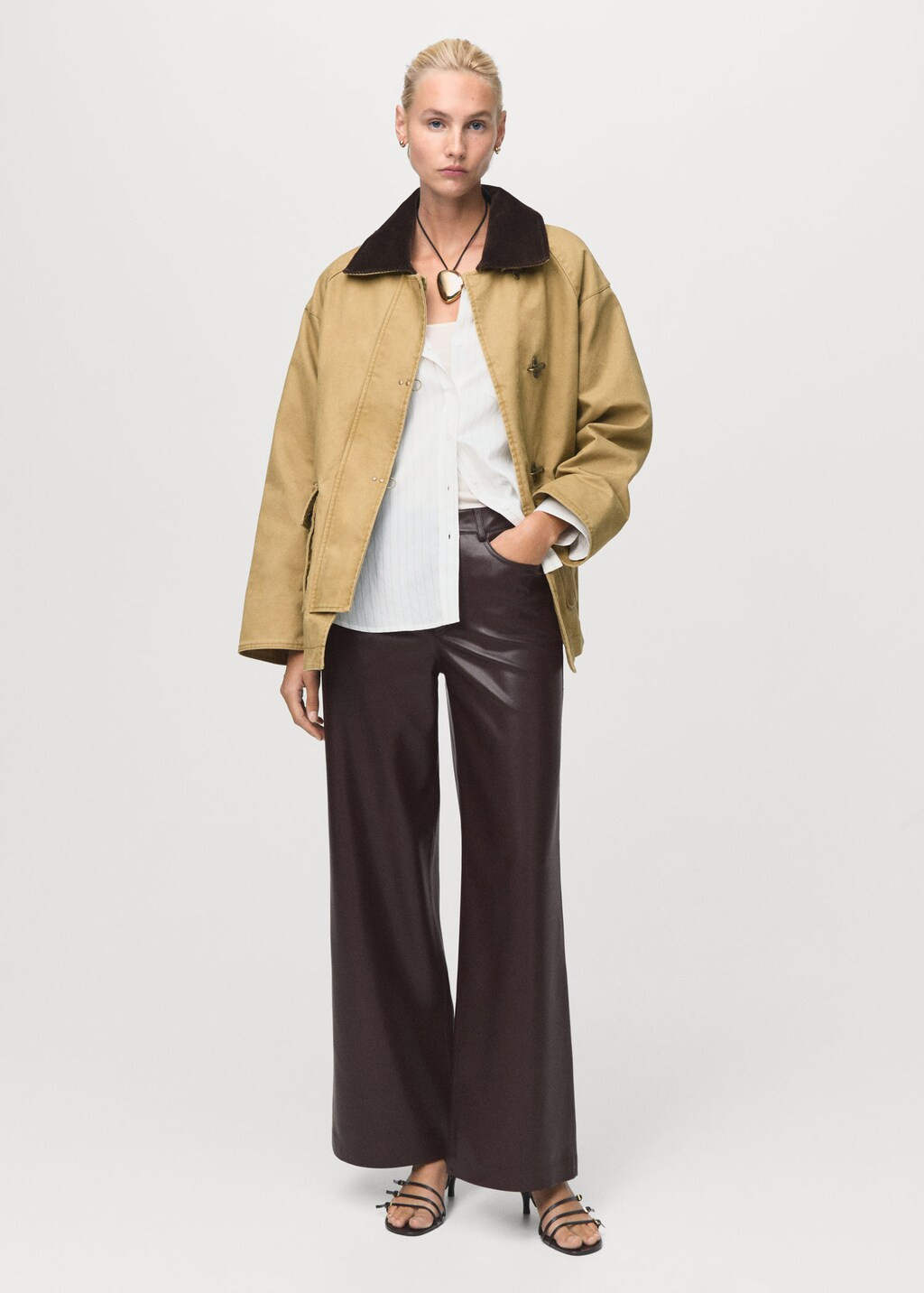 Leather-effect straight trousers maroon - Woman - 14 - MANGO | MANGO (UK)