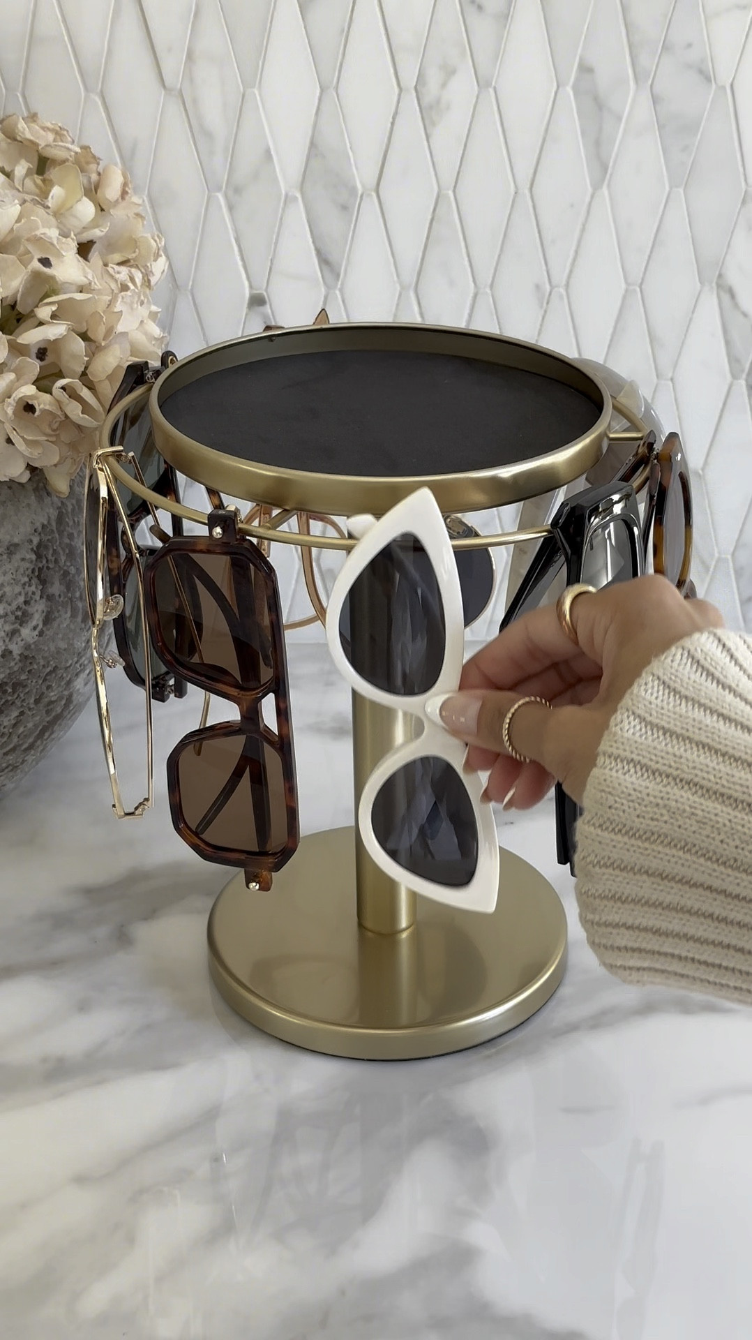 Scroll to shop!! Follow for more Amazon finds!!! Xo! 💖

#LTKGiftGuide #LTKHome #LTKFindsUnder50