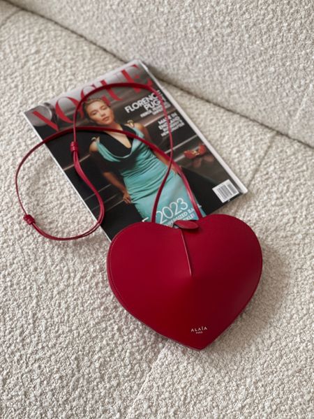 Heart ❤️ bag 

#LTKstyletip #LTKitbag