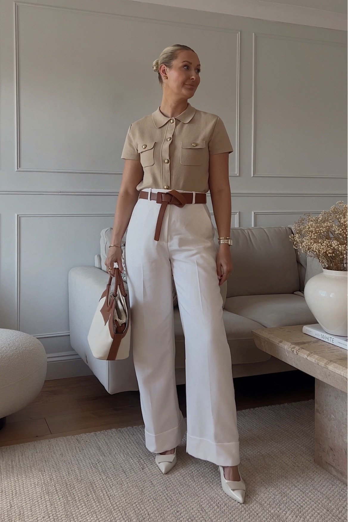H&M Transitional workwear 
Wearing a small cardigan 
Trousers W26 

Transitional workwear, workwear, autumn, capsule wardrobe, H&M, officewear, autumn outfits, tailored trousers, knitwear, neutral outfit, white trousers 

#LTKuk #LTKautumn #LTKstyletip