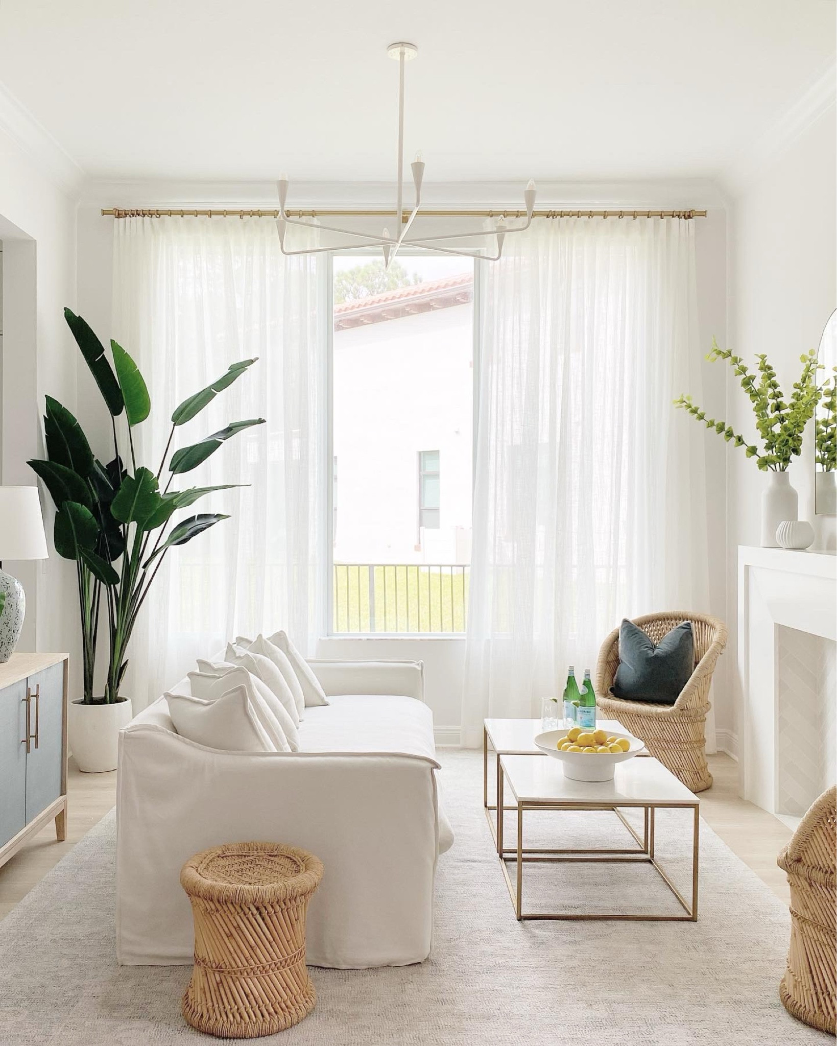 Our goal is always to create a space that is intentionally designed, minimalistically styled, and effortlessly elevated. 🤍 
[design + photography by @studio_ett_hem for #SEHaltonmachiavelli]

#LTKhome