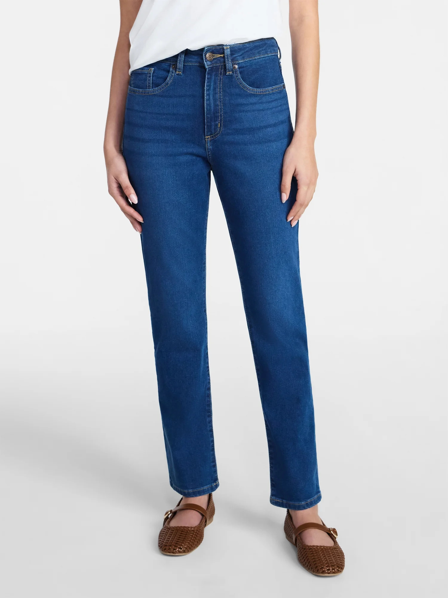 Time and Tru Women's High Rise Curvy Straight Leg Jeans, 29" Inseam, Sizes 0-22 | Walmart (US)