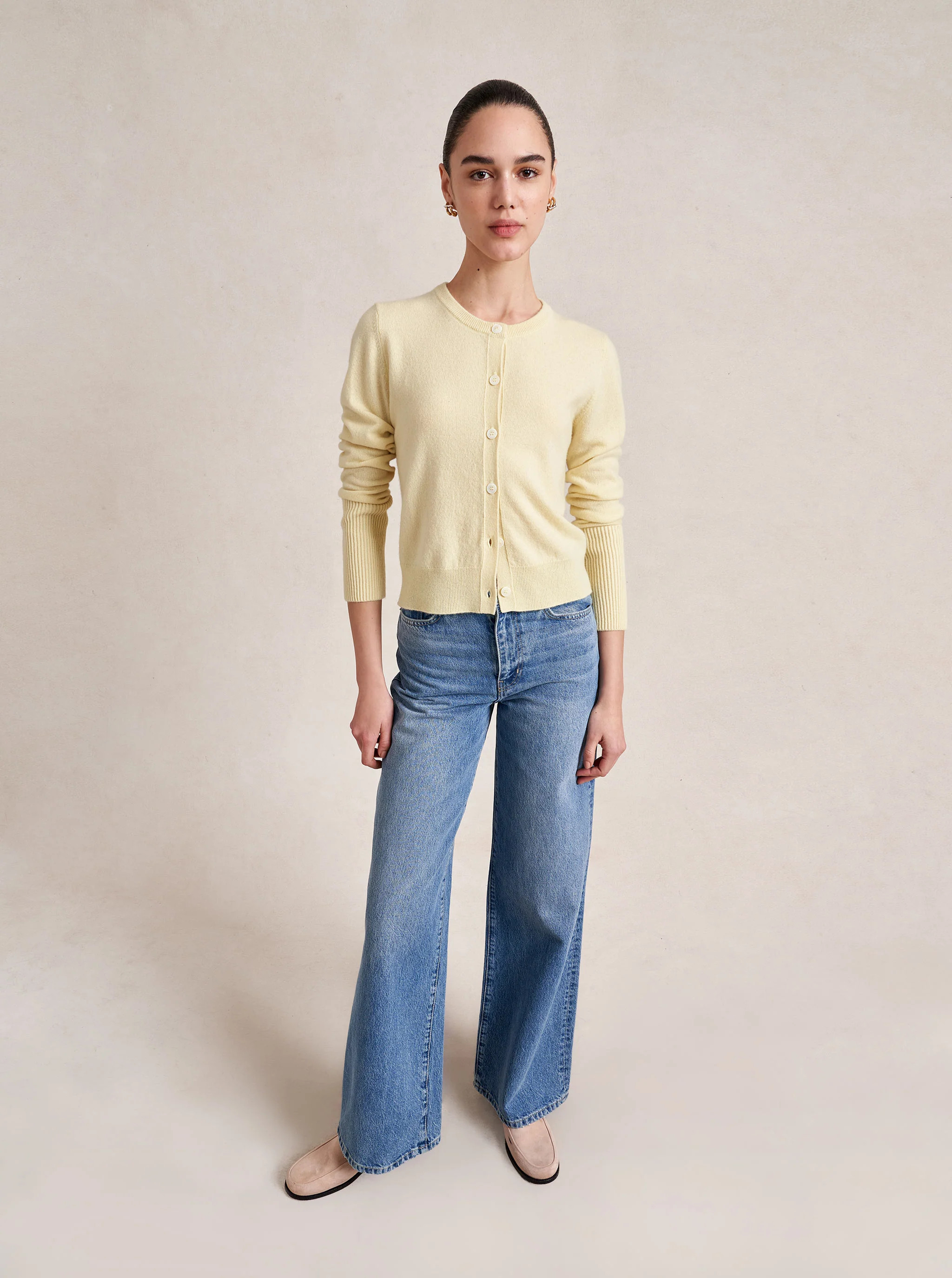 Solid Lean Lines Cardigan | La Ligne