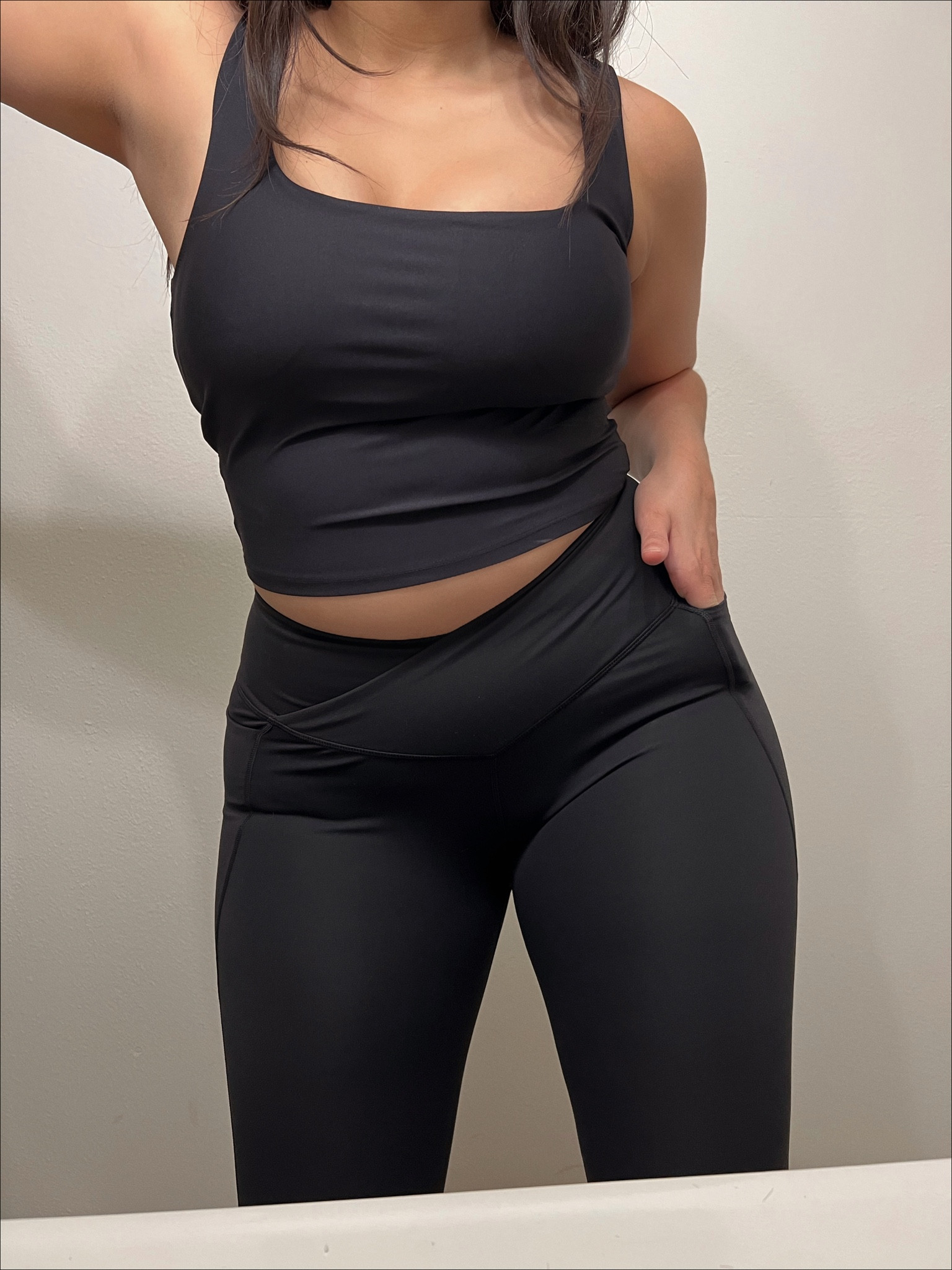 Loving this new Fabletics set 

#LTKfit #LTKunder50 #LTKtravel