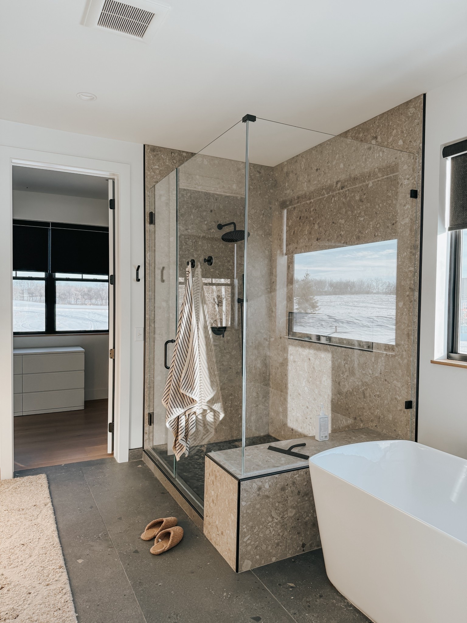 The BIG container of magnesium bath flakes I have bought for years! 

#LTKHome #LTKselfcare #LTKSaleAlert