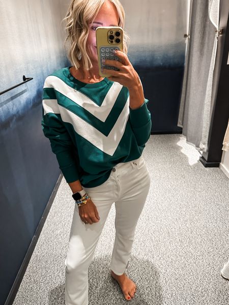 Love this sweatshirt in sale
Giving sailboat vibes
Lake life
Cottage
White jeans
Summer outfit
True to size in sweatshirt

#LTKSaleAlert #LTKOver40 #LTKStyleTip