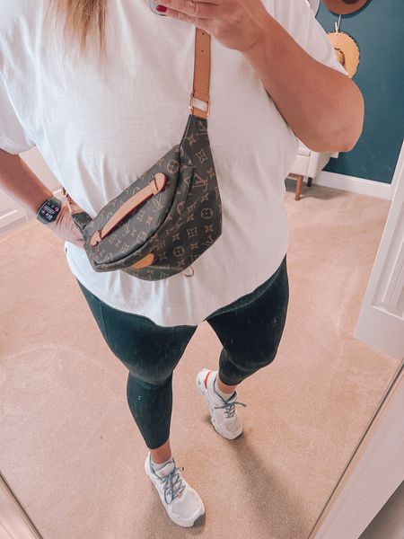Casual day running errands and going for a facial to celebrate my birthday! These cropped leggings are so cute with sneakers and I love this white tee with it. Of course this bum bag is always my accessory of choice! 

Cropped leggings | casual outfit | plus size | comfort | sneakers | bum bag | cross body bag | white tee | black leggings | ootd | airport outfit 

#LTKFind #LTKitbag #LTKcurves