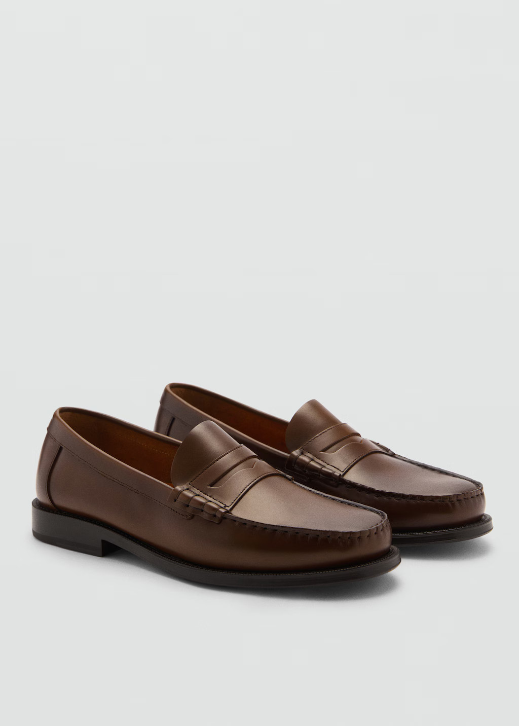 Aged-leather loafers - Men | MANGO USA | MANGO (US)