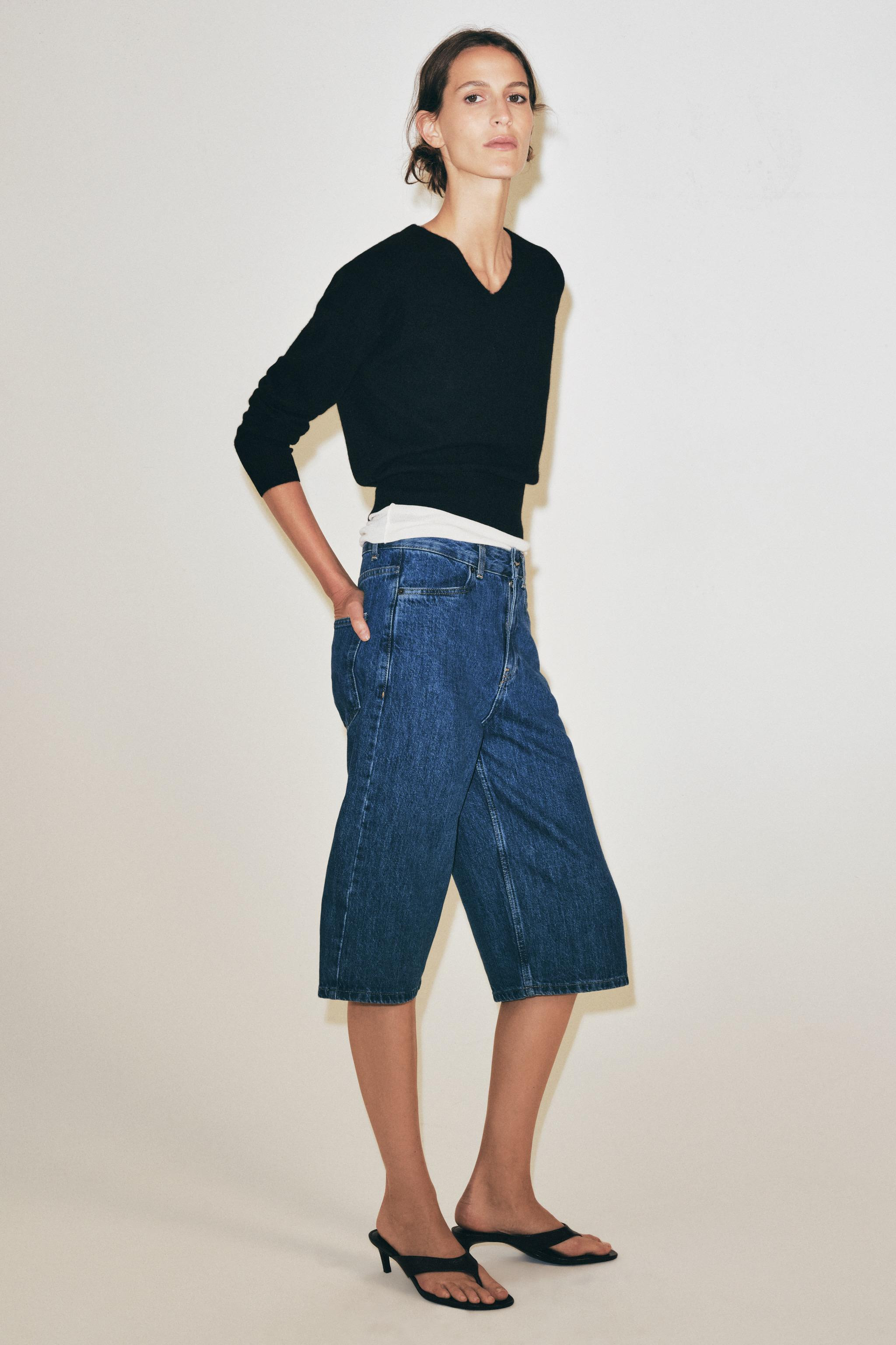 Model height: 178 cmMID-WAIST - REGULAR FIT - STRAIGHT LEGZARA WOMAN COLLECTIONMid-waist Bermuda ... | Zara UK