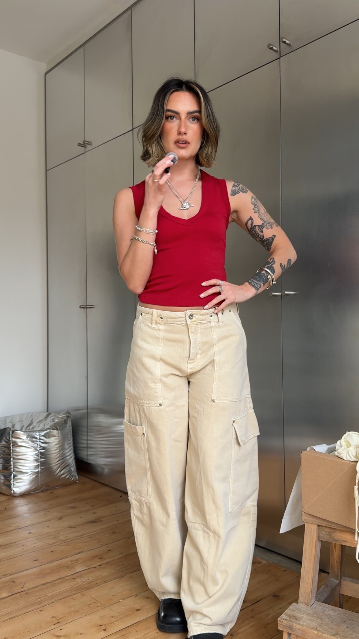 V neck top, red top, beige jeans, cargo jeans, Zara outfit 

#LTKspring #LTKuk #LTKjeans