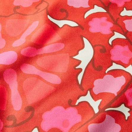 72"x40" Zinnia Floral/Whimsical Floral Print Microfiber Beach Towel Red/Pink - RHODE x Target | Target