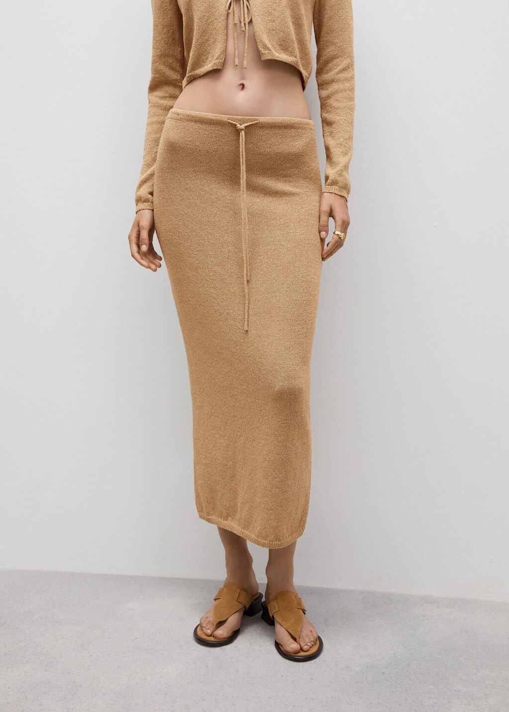 Long knitted skirt - Woman | MANGO United Kingdom | MANGO (UK)