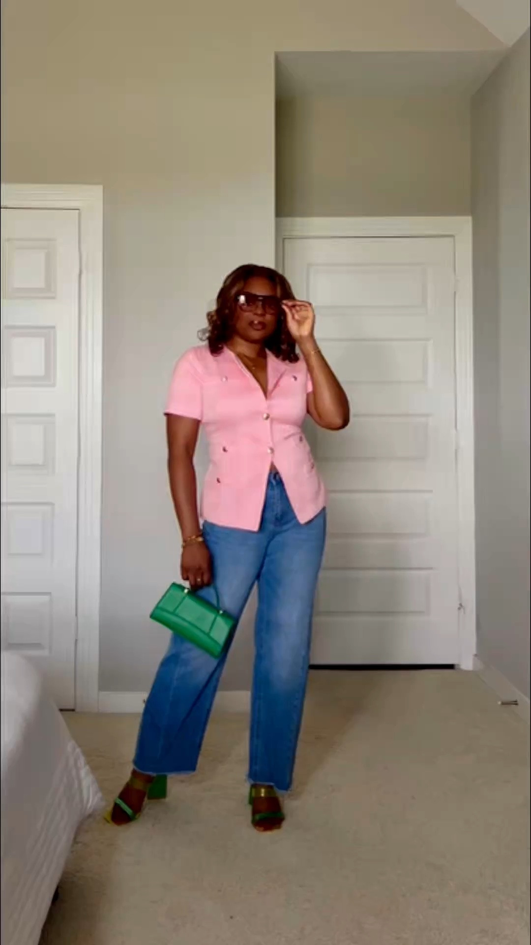 And when I say my clothes need to fit my lifestyle, this is what I mean. 

Obsessed is not even the word to describe the love I have for this Pink
Reyes
Windowpane Suiting Jacket. 

Wearing size 8/M 
Shoe size -10

P.S. The exact Pink blouse and brown slacks are pictured (BOSS - Rent the Runway / Generation Love - Rent the runway). l found similar options that give you the same look with different price points. Happy shopping!

#LTKPetite #LTKMidsize #LTKWorkwear