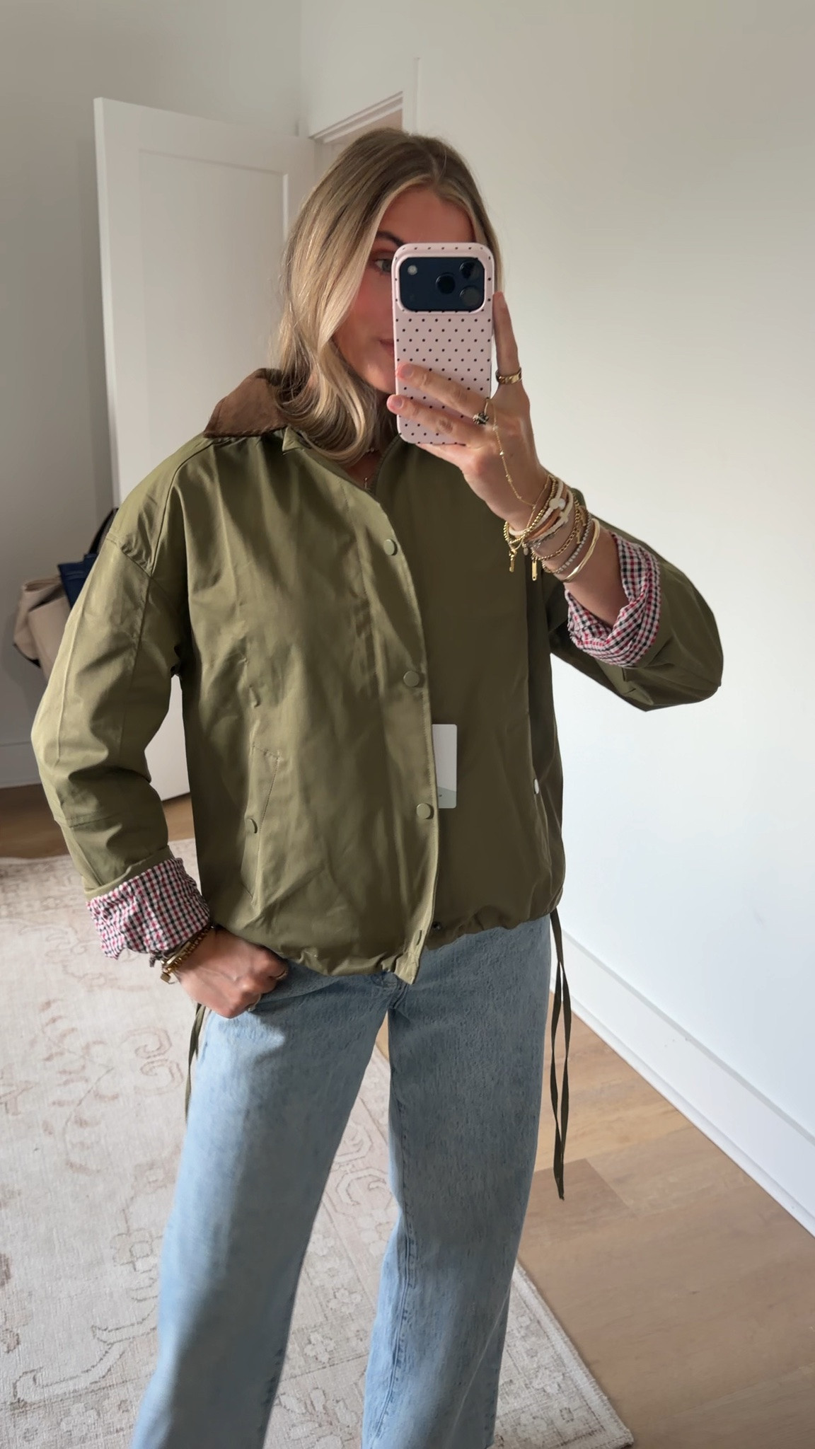 Amazon size small Watashi Women Barn Jacket Contrast Collar Plaid Cuff Zip Up Coat
Women's Utility Jacket with Corduroy Contrast Collar Plaid Roll-Up Cuffs Zip Front& Snap Closure Adjustable Drawstring Hem

#LTKootd #LTKSaleAlert #LTKSeasonal