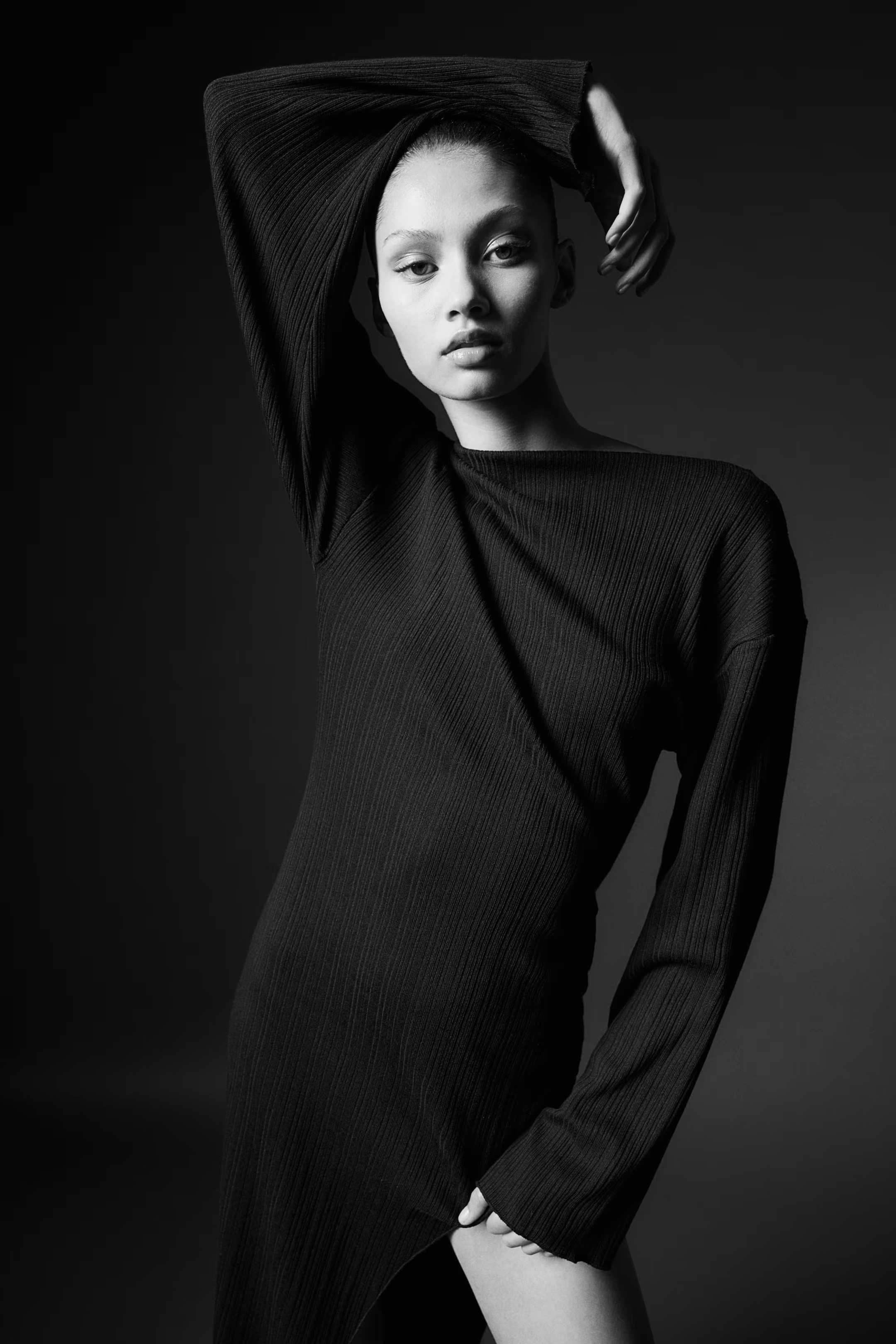 Ribbed asymmetric dress | H&M (US + CA)