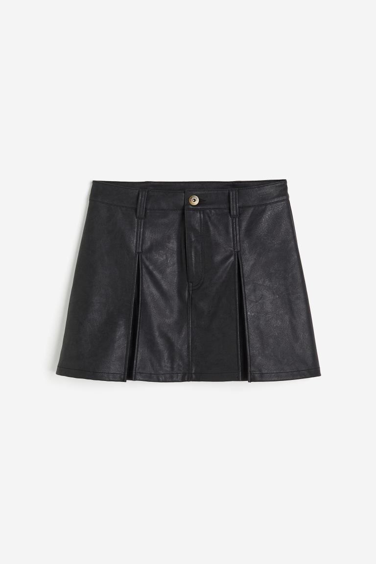 Pleated mini skirt - Black - Ladies | H&M GB | H&M (UK, MY, IN, SG, PH, TW, HK)