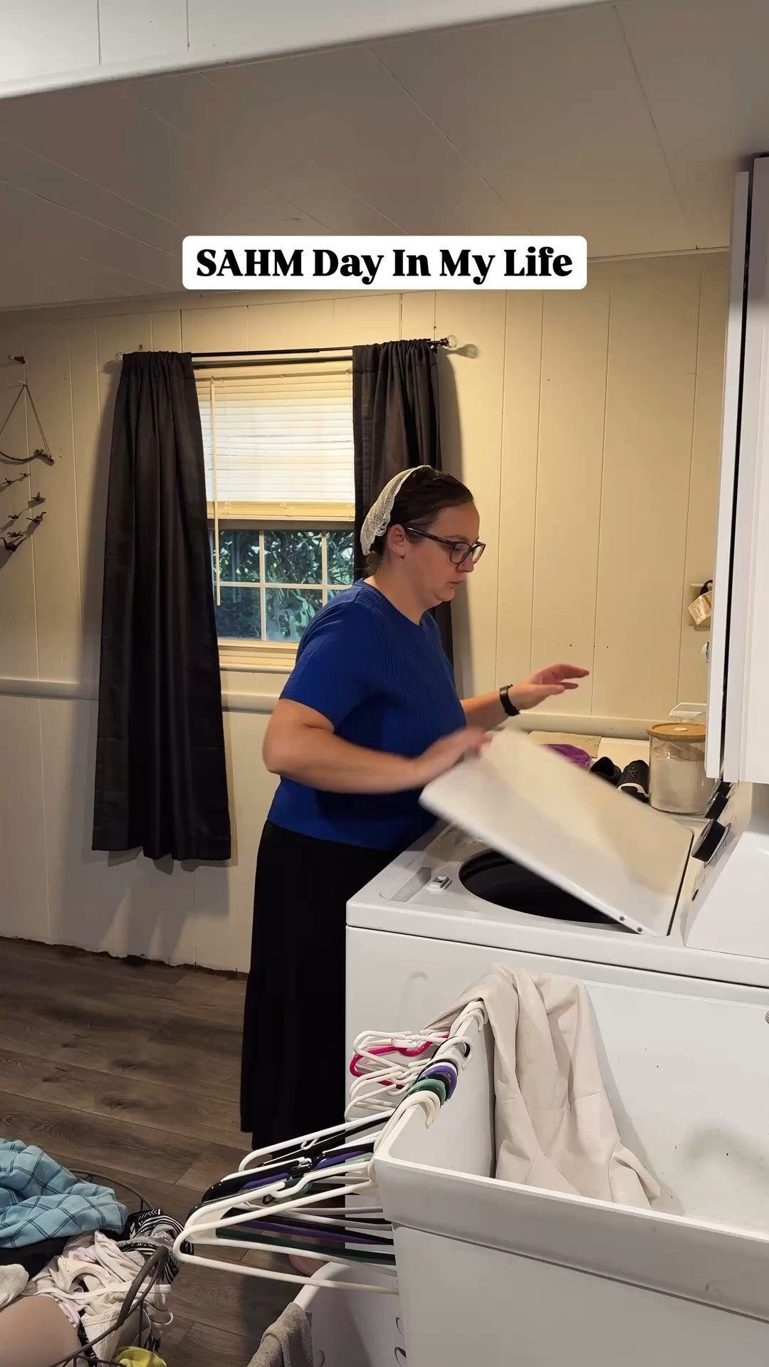 I wanted to film a full day in my life vlog as a stay-at-home-mom, but I clearly forgot to film in between my two coffees. 🫣😏

Laundry Detergent: @pronouncelabs 
Stain Remover: @puracy 
Protein Powder: @equipfoods 
Espresso: @cafebustelo 
.
.
.
.
#christianhomemaker #dayinmylifevlog #nonaestheticmom #stayathomemomlife #lizwengerd

#LTKmomlife #LTKvlog #LTKdayinmylife