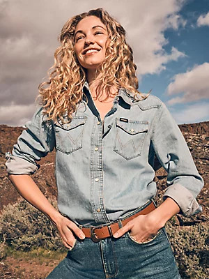 Women's Boyfriend Denim Shirt | Wrangler