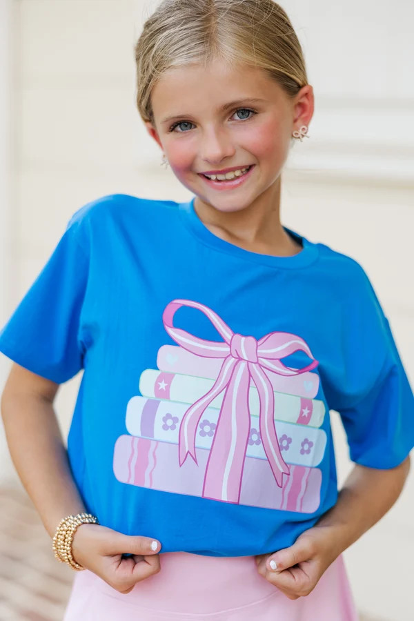 Girls: Books With A Bow Blue Graphic Tee | The Mint Julep Boutique