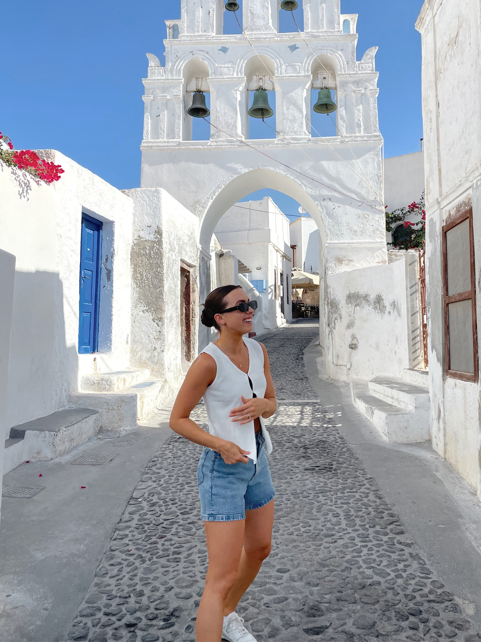 Vest size small
Cross pendent from Monday Monarch

#LTKfindsunder50 #LTKeurope #LTKtravel