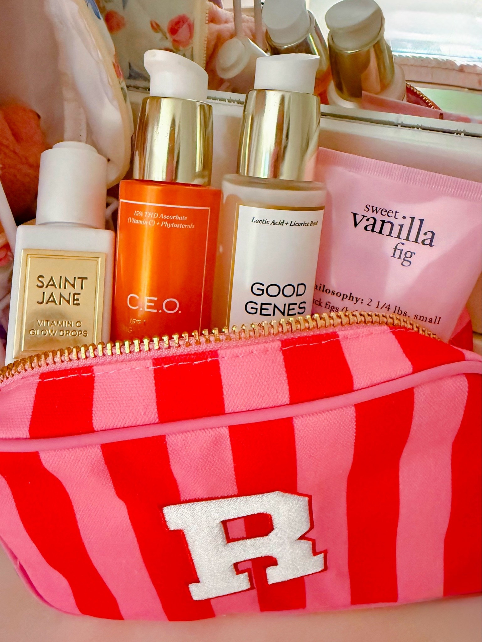 Skincare Favorites💗❤️🧡

A few skincare fav’s I’m loving right now! From my @Sunday Riley & @Saint Jane Beauty skincare staples to a little vanilla fig sweetness, these are the beauty products currently living in my bag. 🫶🏼

Shop all of my fall beauty favorites + current skincare favorites below!🫶🏽

The CUTE bag is from Hobby Lobby so I linked something similar!💗❤️

#ad #gifted

#LTKBeauty #LTKmorningroutine