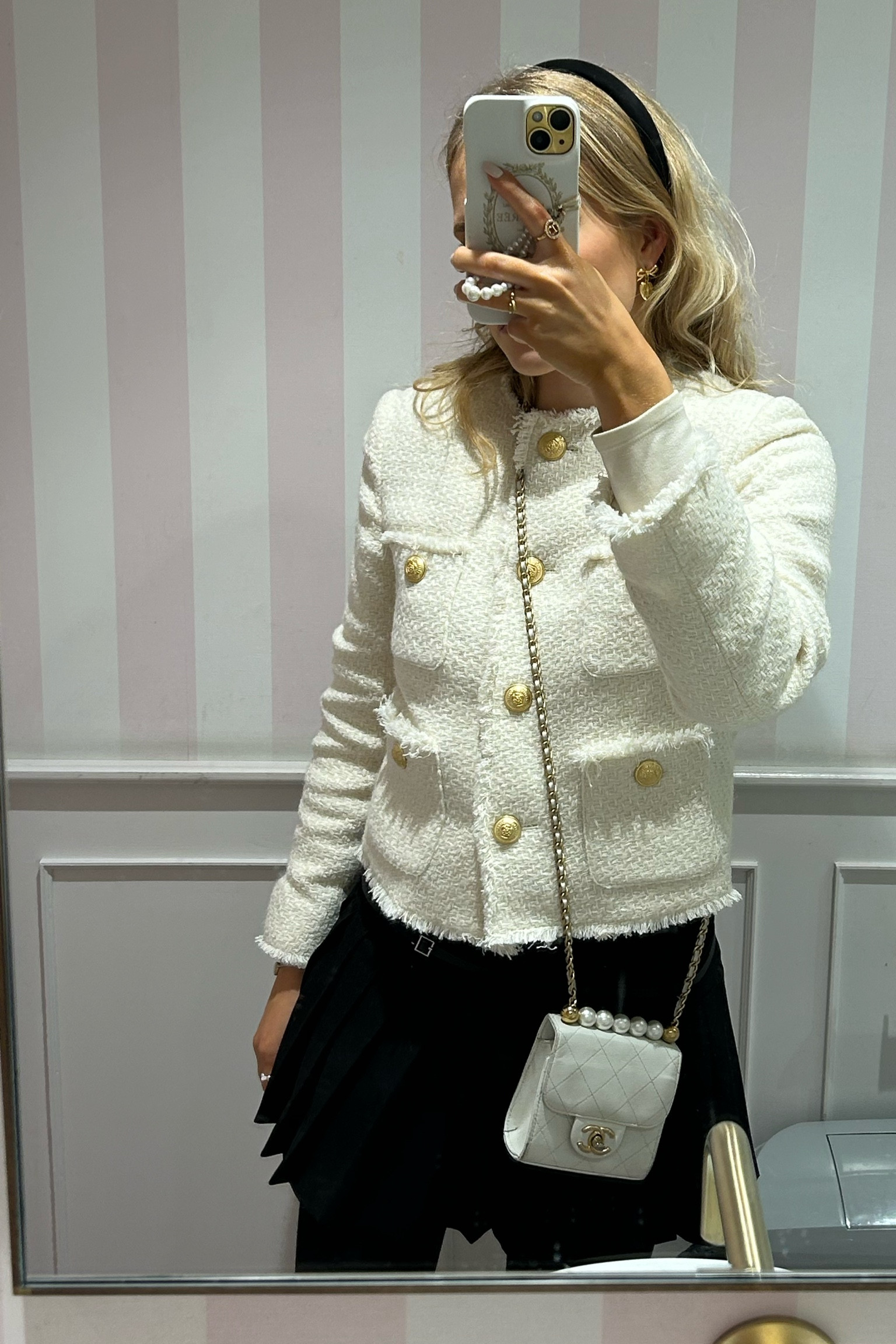 Parisian chic 🤍 
Tweed jacket and pleated skirt 🦢

#LTKeurope #LTKstyletip #LTKfindsunder100