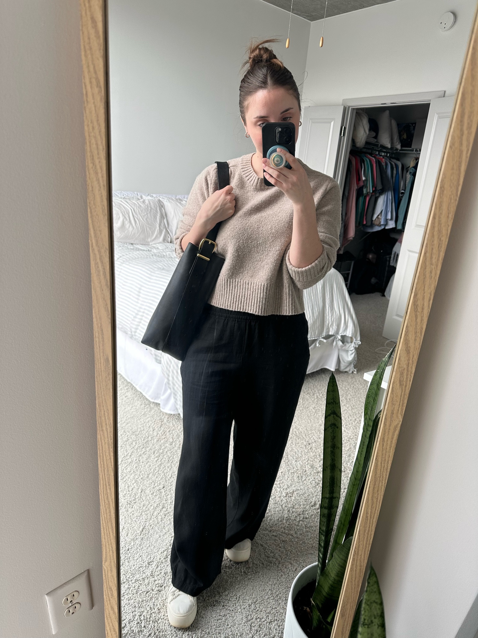 The weather was getting a little warmer so I am mixing in lighter fabrics like these linen pants with my lightweight sweater  

#LTKstyletip